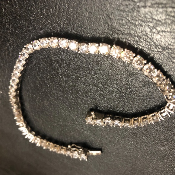 Stauer Jewelry - Stauer Diamond Aura Classique Tennis Bracelet 925